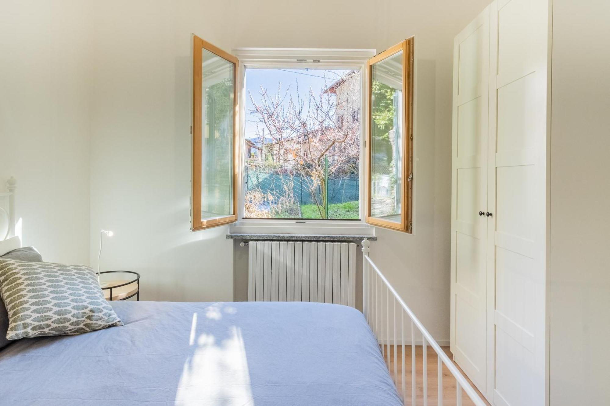 Lovely Corner In The Heart Of The Lake By Rent All Como Eksteriør billede