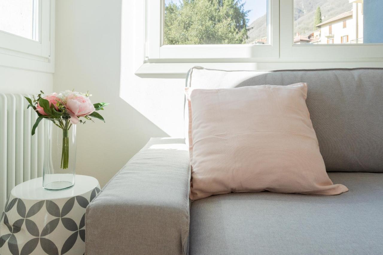 Lovely Corner In The Heart Of The Lake By Rent All Como Eksteriør billede