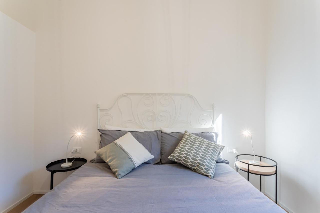 Lovely Corner In The Heart Of The Lake By Rent All Como Eksteriør billede