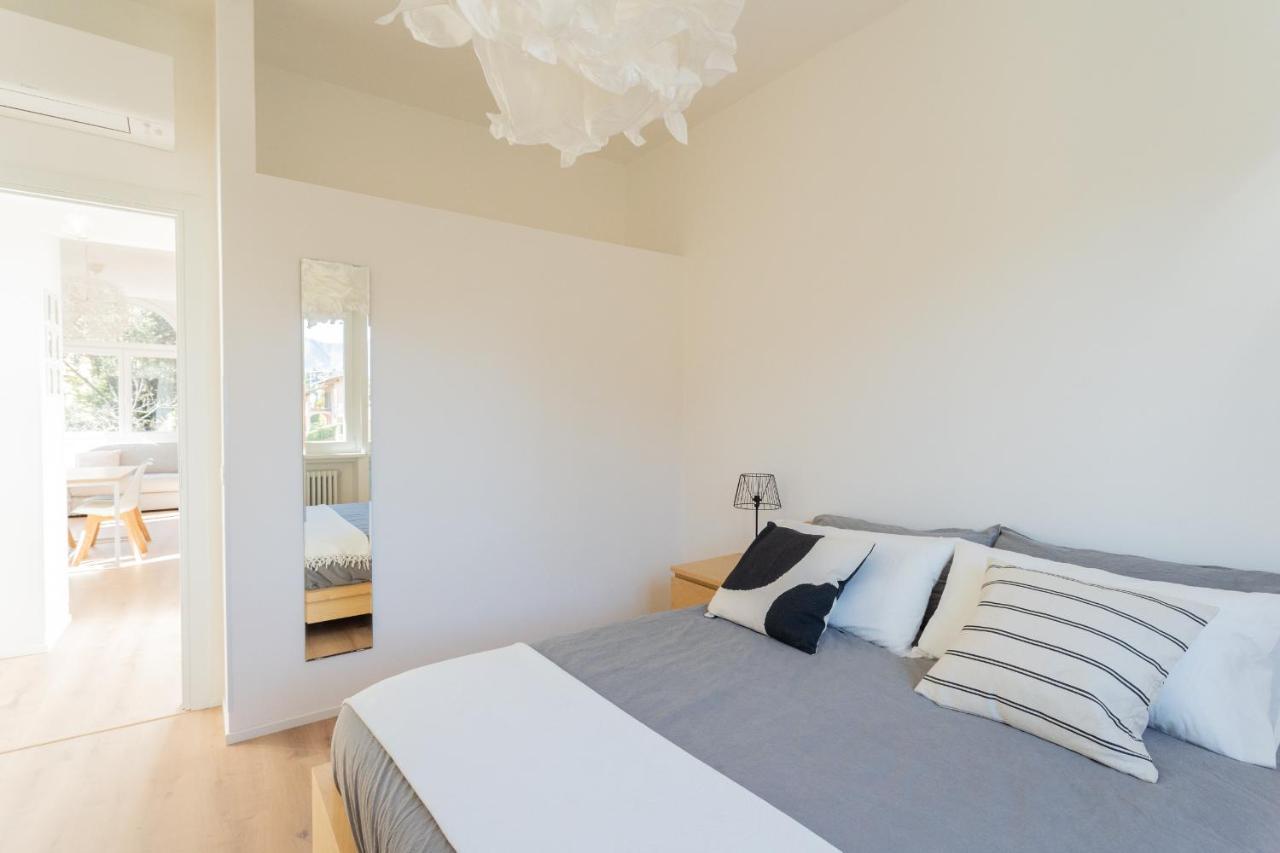 Lovely Corner In The Heart Of The Lake By Rent All Como Eksteriør billede