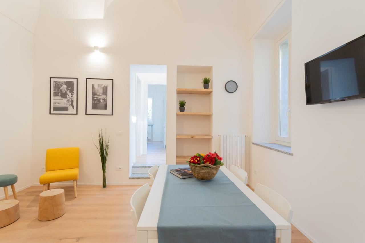 Lovely Corner In The Heart Of The Lake By Rent All Como Eksteriør billede